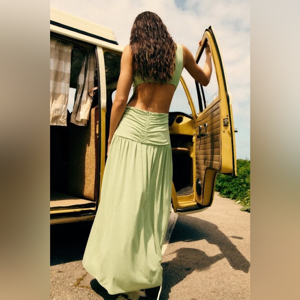 Zara Light Green Maxi Dress - Picture 2 of 12